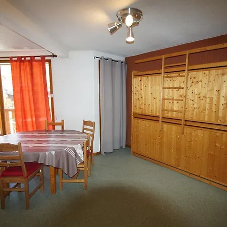 Apartment Vernettes *
