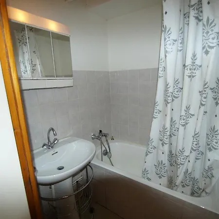 Apartment Vernettes *